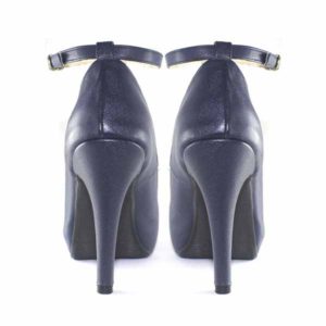 Zapatos azul marino con pulsera