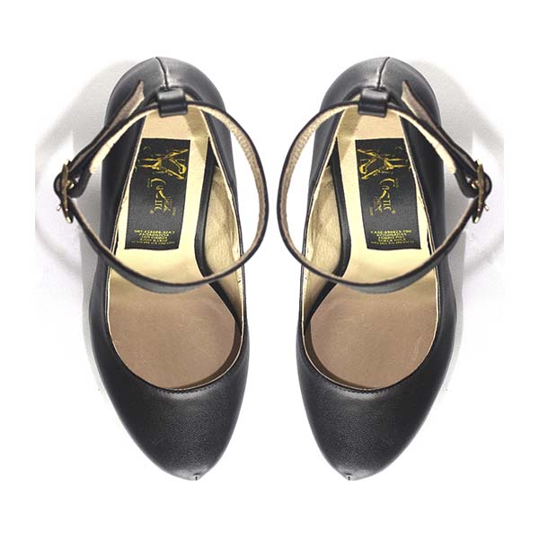 Zapatos negro con pulsera