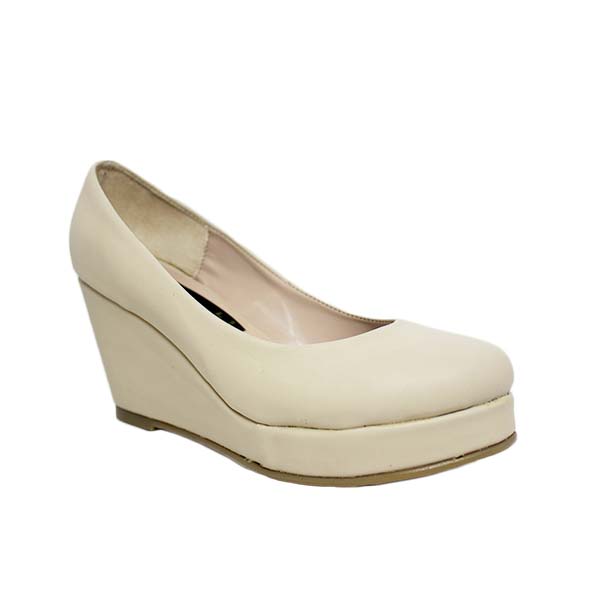 ZAPATOS TACÓN CORRIDO BEIGE TACTOPIEL. ACOJINADOS