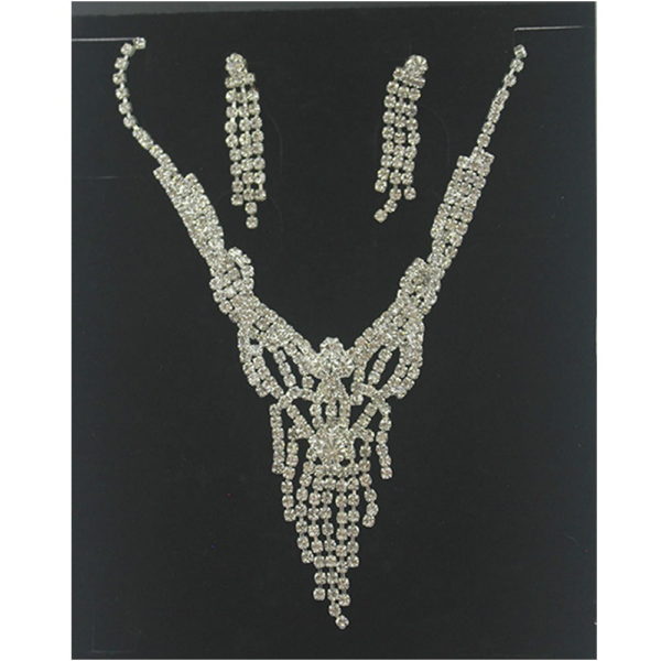 COLLAR PEDRERÍA CASCADA