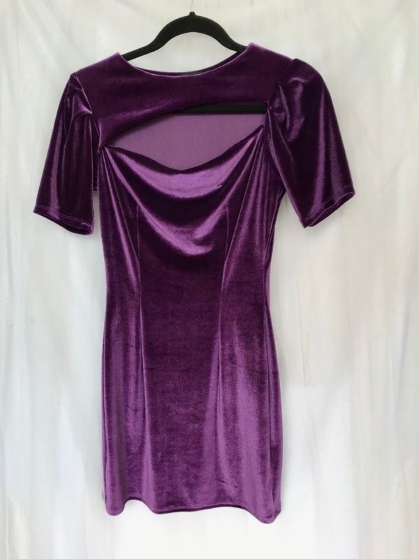 vestido morado terciopelo